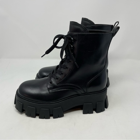 NIB Marc Fisher Happy Combat Lug Sole Lace Up Boots - Picture 2 of 10